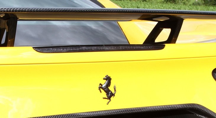 488 GTB - 3. BREMSELYS LED