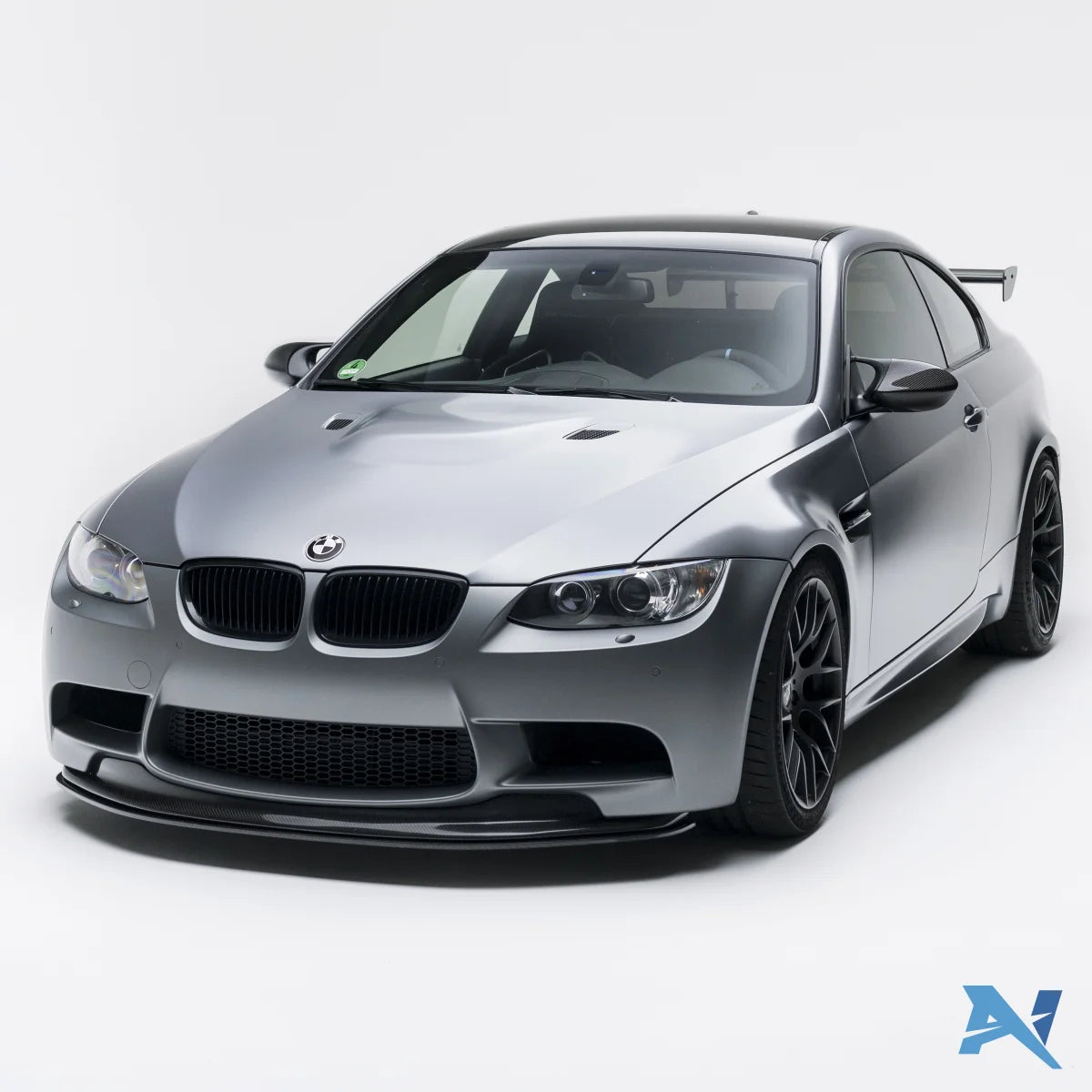 ALPHA-N carbon frontspoiler med justerbar splitter egnet til M3 e92/M3 e90